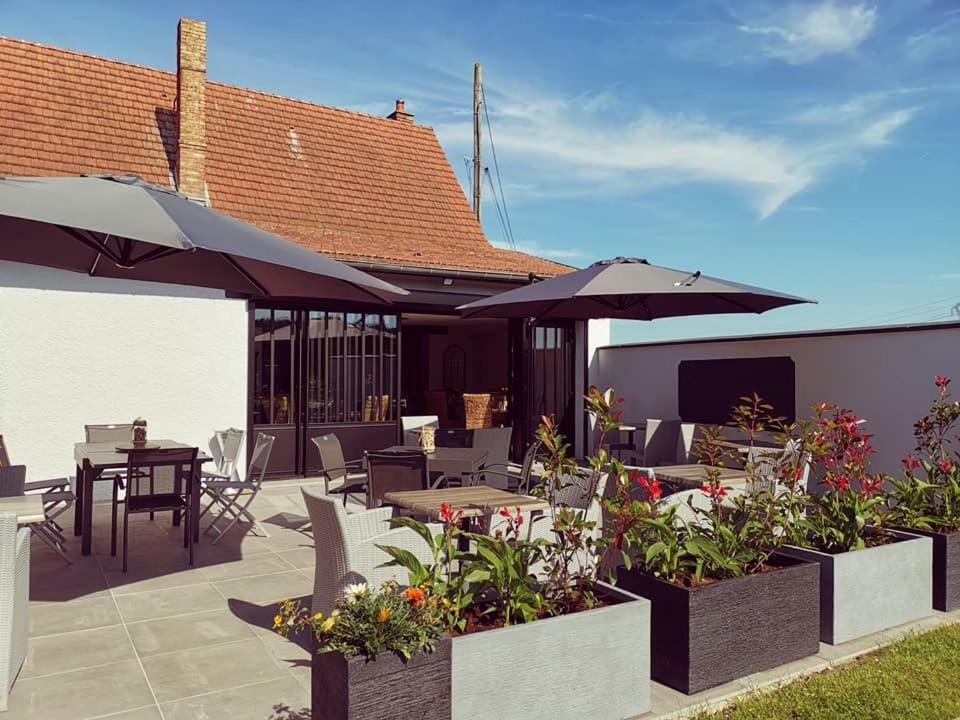 Auberge Saint-Jean Villequier-Aumont Buitenkant foto